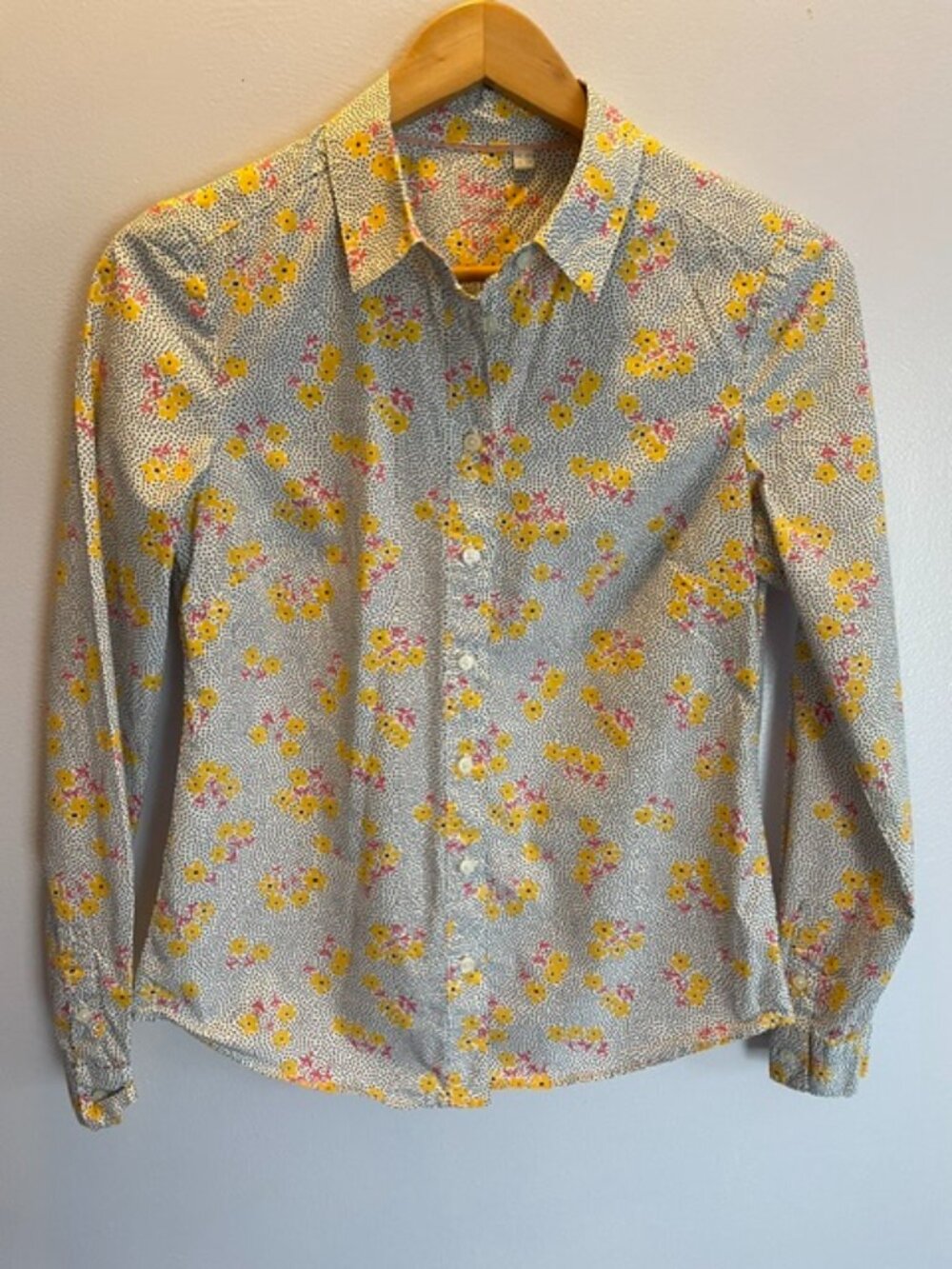 Boden, Women's Size 2R, The Classic Shirt